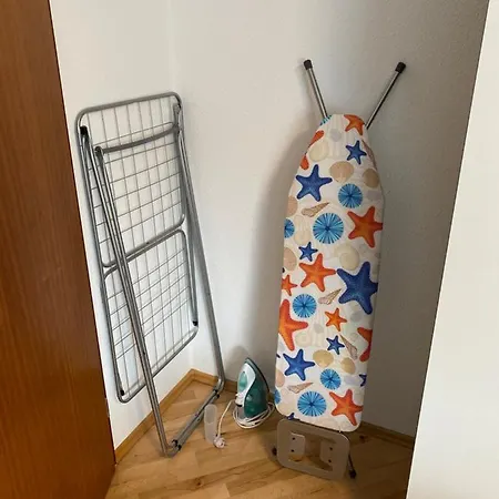 Apartment Outlet *