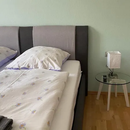 Apartment Outlet *
